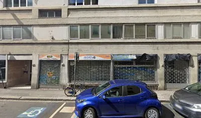 Estacionamento entrega de carro alugado