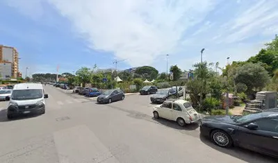 Avis Autonoleggio - Bari