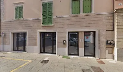 Esta Autonoleggio