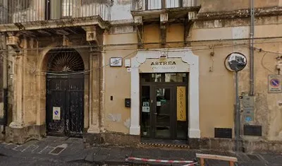 The Queen of Car - Noleggio Auto e Moto Acireale
