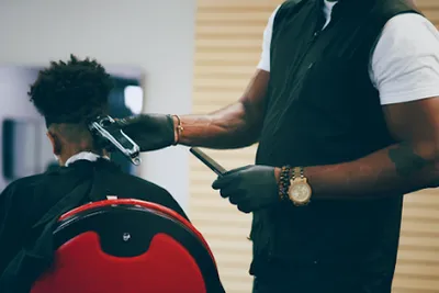 KUTZ KICKZ &TEEZ barbershop