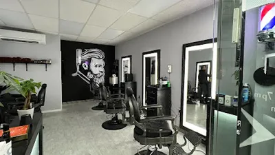 HOUSE OF CUTS BARBERSHOP #1 Flagship store