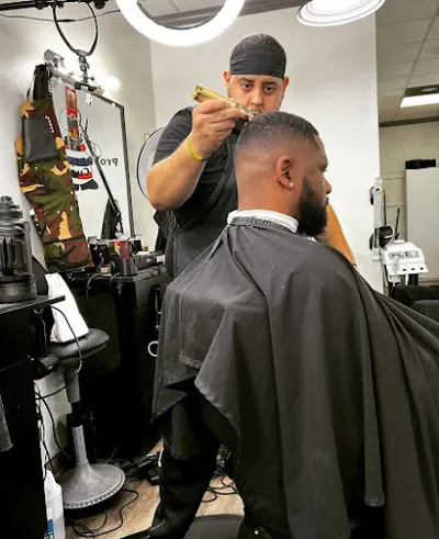J Line Cuts Barber Shop