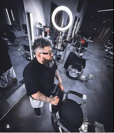 Mike Moet Barber 💈 @Barberville