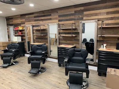 Mora's Barber Shop