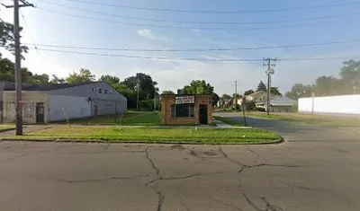 Cree's Barber Shop