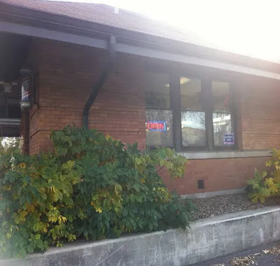Riverside Barber Shop