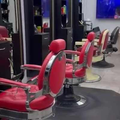 LOS MAGOS BARBERSHOP