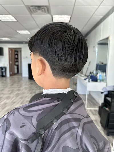 Barber Shop & Beauty Salon 10 De 10