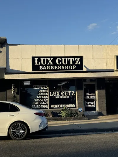 LuxCutz Barbershop