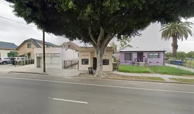 Flores Barber Shop