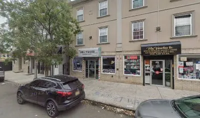 The Hollywood Cutters Barbershop