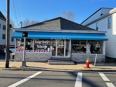 Roy’s Barbershop