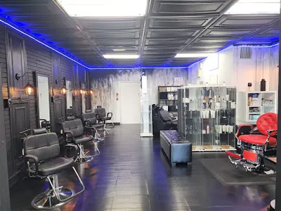 MACHO barber salon tattoo