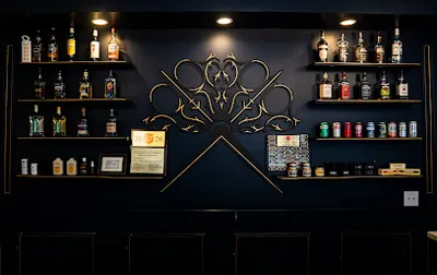 Throne Traditional Barbershop on Williams