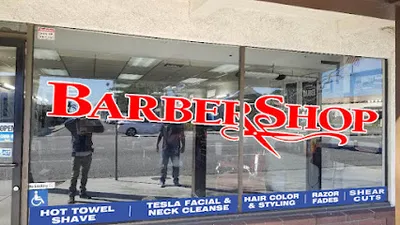 Lou Doggs Barbershop