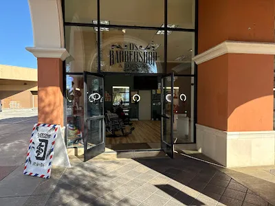 D’s barbershop & lounge