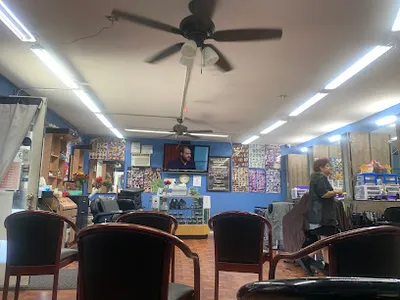 Comadres Barbershop