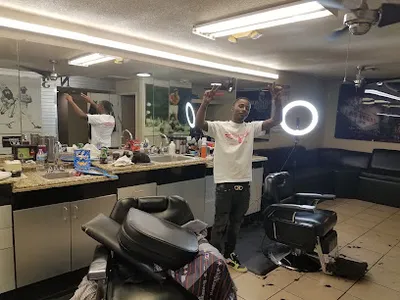 Platinum Cuts Barber Shop