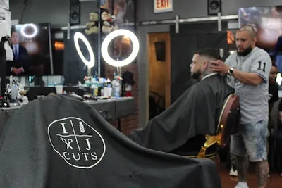 IJ CUTS BARBER SHOP