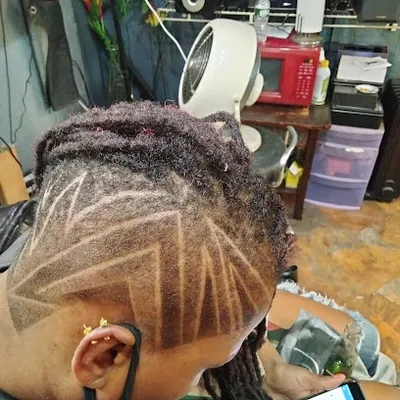Gentlemans Club Barbershop