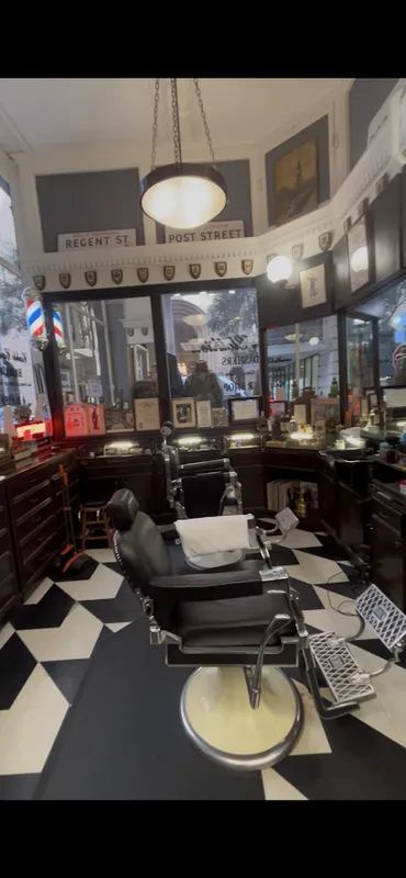 Moe The Barber