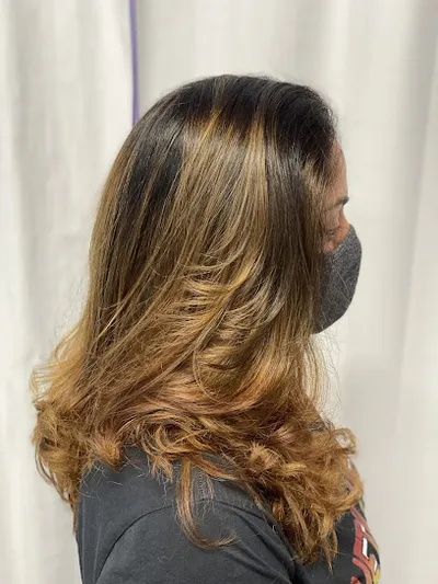 Magnifique's Salon & Barbershop