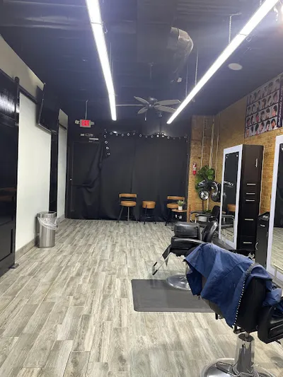 Daisy's Barber & Beauty Lounge