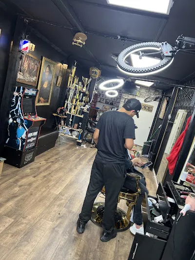 La Élite Barber & Tatoo