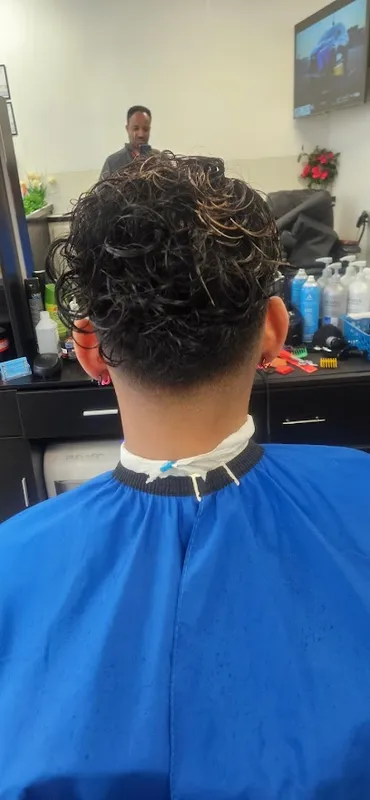 Mequ barber shop