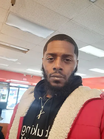 J.Cole the Barber ColeCutz lounge