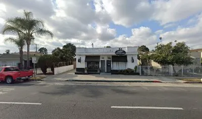 Dukes Barber Shop