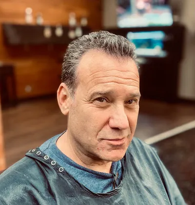 EXCLUSIVE MEN’S GROOMING Barber/Grooming spa