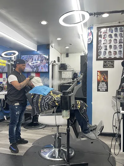 Jacki joe navaja Barber shop