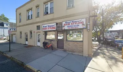 Raul Simoes Unisex Barber
