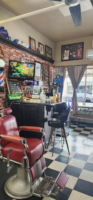 Oak St. Barber Shop