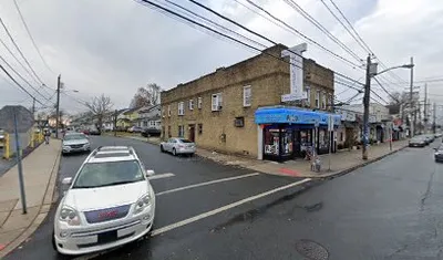 Mont Carmel Llc Unisex Salon Barbershop