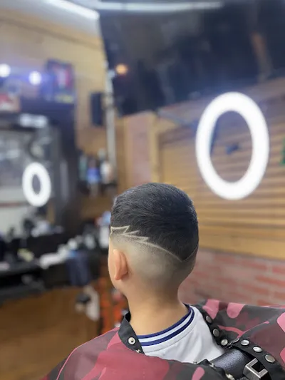 The Professor's Unisex Barbershop