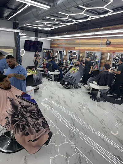 Peters Dominicana barber shop