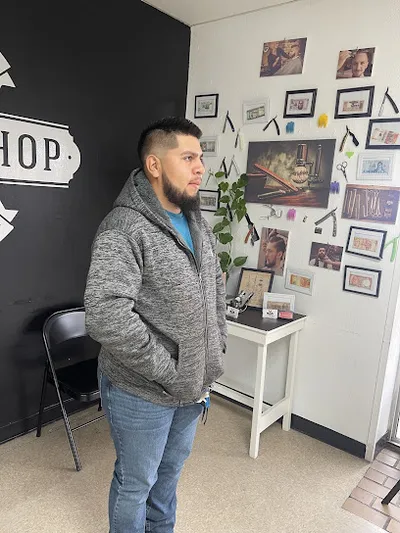Peluqueria Paisano Barber Shop