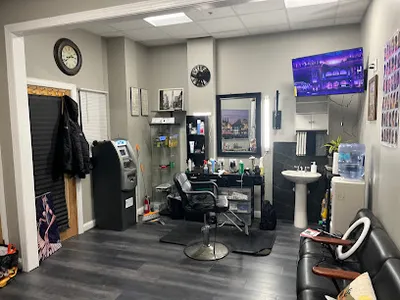Family Unisex Barber/salon