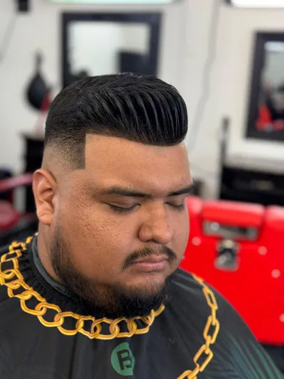 Universo Barbershop & Salon