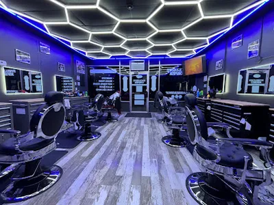 EXCLUSIVE CORNER BARBERSHOP LYNBROOK