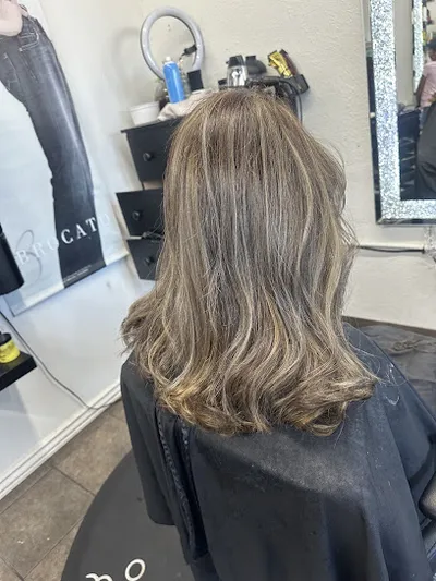 Ramirez beauty salon and barber