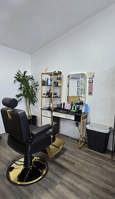 Mariela's Barber Shop