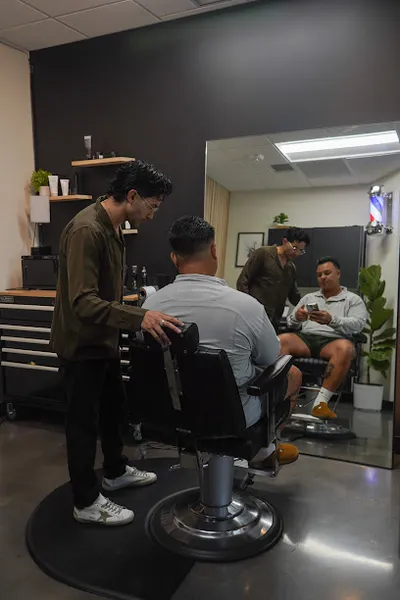 District 6 Barber Co.