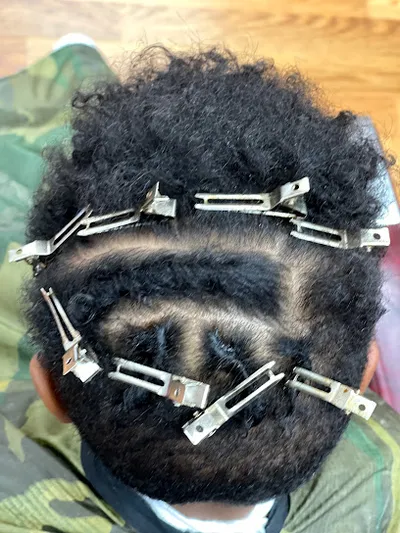 Miraclesnbowties razor Reese (Celebrity Barber