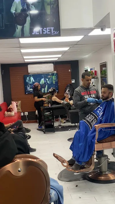 Esteban Barber shop