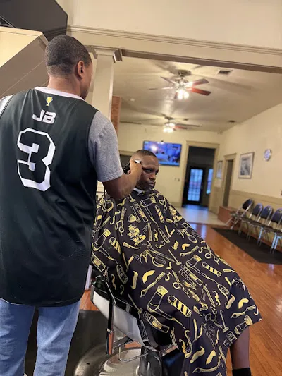 Turning Headz Barber Studio(Walk-Ins Welcome)