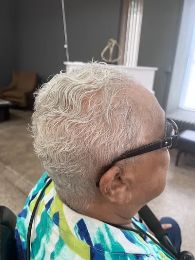 Raze Up Barber Spa